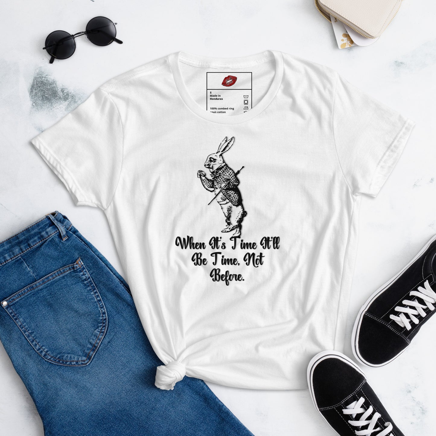 Rabbit (Black) Women's Fashion Fit Short Sleeve T-shirt
